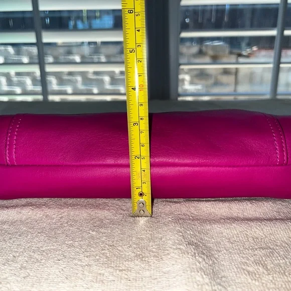 Coach Basket Clutch - 48012 - Picture 4 of 12